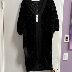 BCBGMaxAzria Black Velvet Kimono-Style Robe